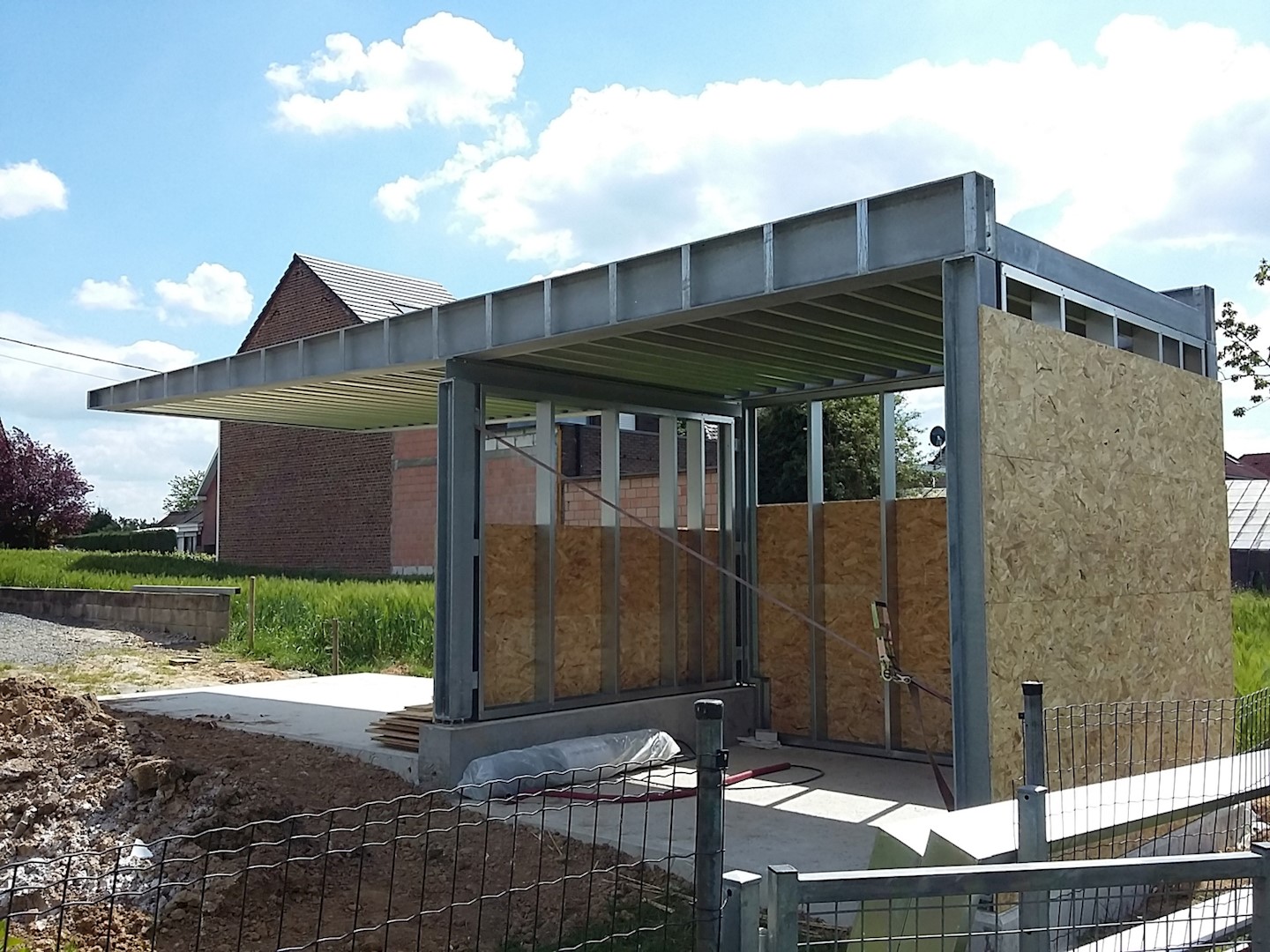 carport 2.jpg
